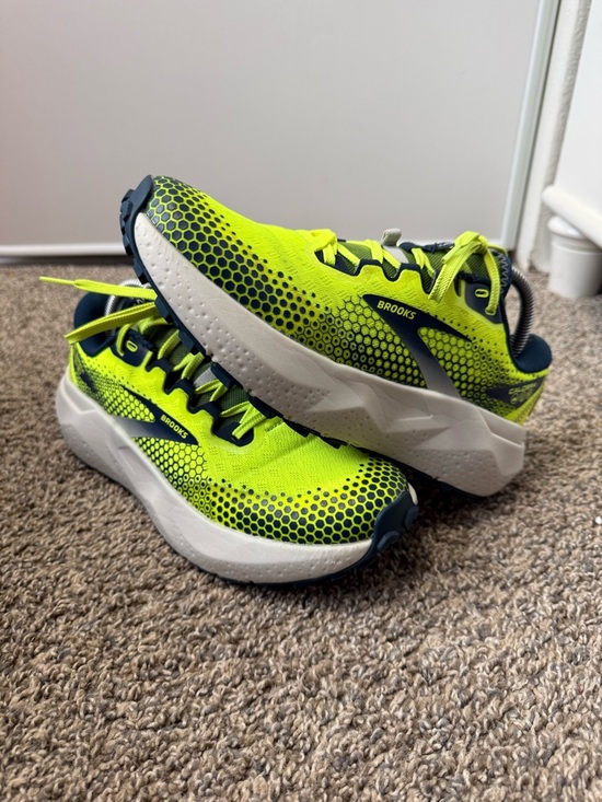Brooks caldera 6 Neon Lime and Navy Performance Running Shoes